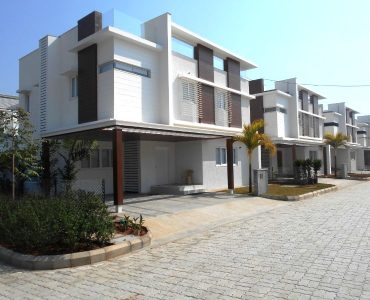 Urban Villa in Gated community close to Kokapet