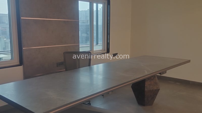 PLUG-AND-PALY-OFFICE-SPACE
